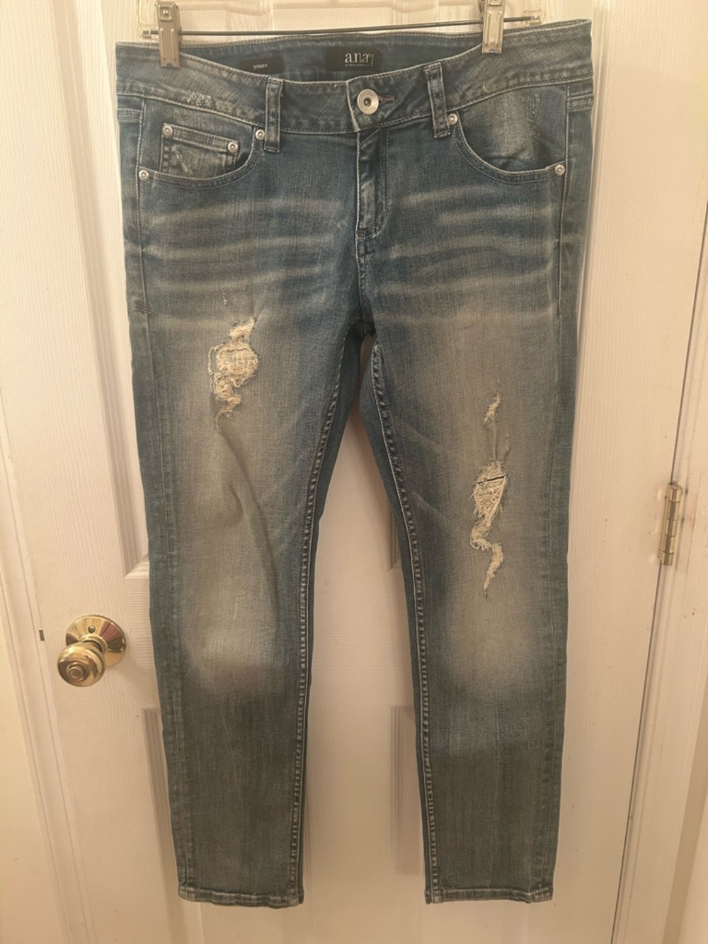 a.n.a Women's Distressed Skinny Jeans - Blue